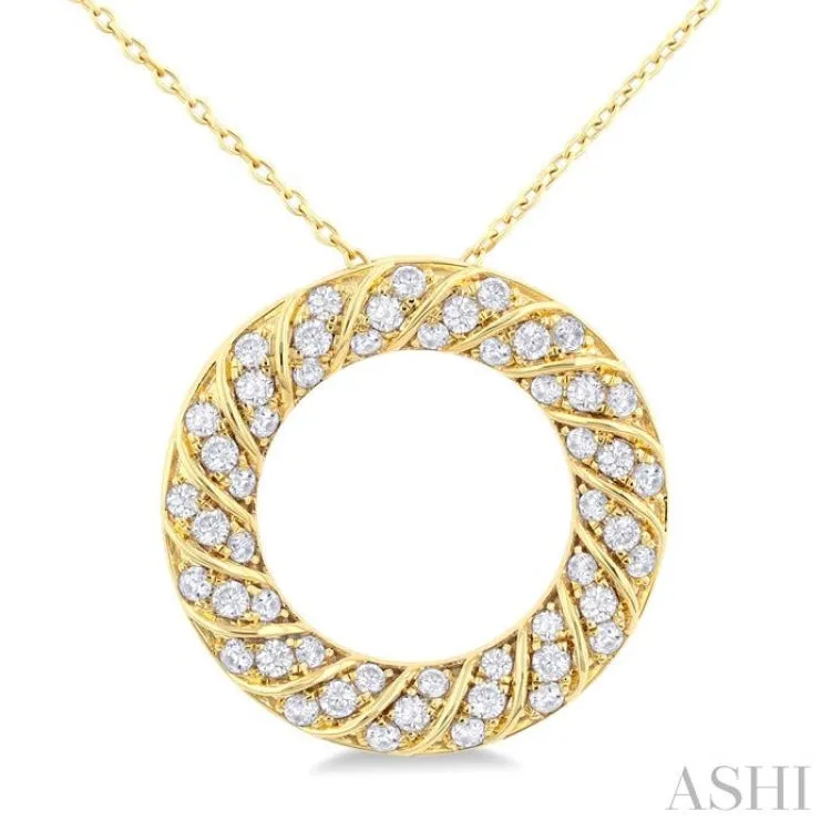 1/2 Ctw Ribbed Swirl  Circle Round Cut Diamond Fashion Pendant With Chain in 10K Yellow Gold