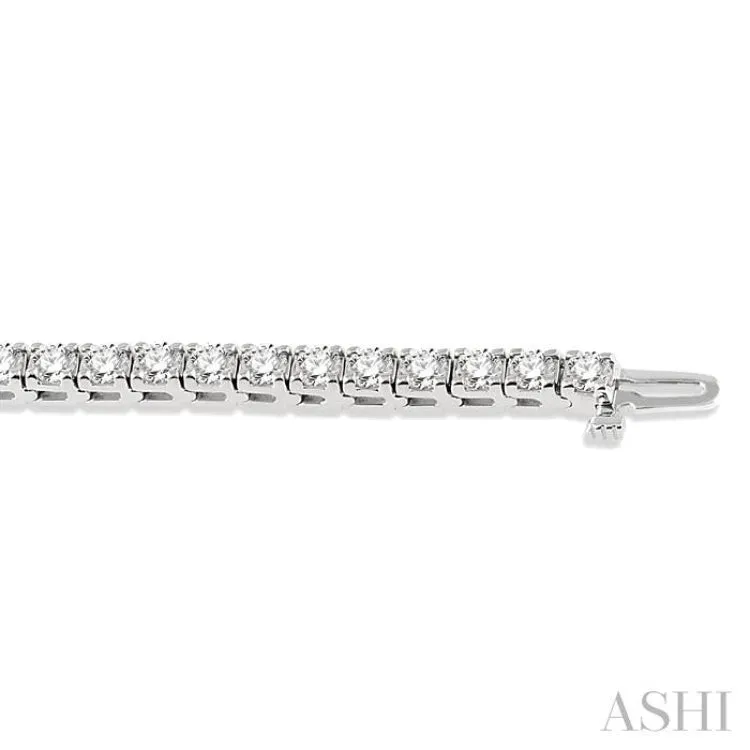 7 Ctw Square Shape Round Cut Diamond Tennis Bracelet in 14K White gold