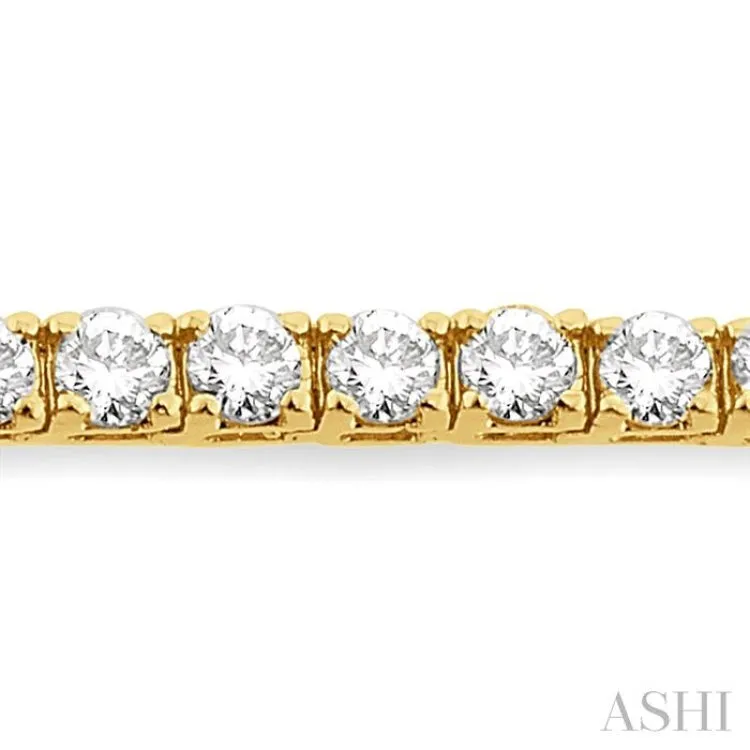 9 Ctw Square Shape Round Cut Diamond Tennis Bracelet in 14K Yellow Gold