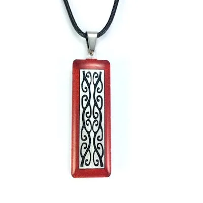 Black/White Elegance Pendant