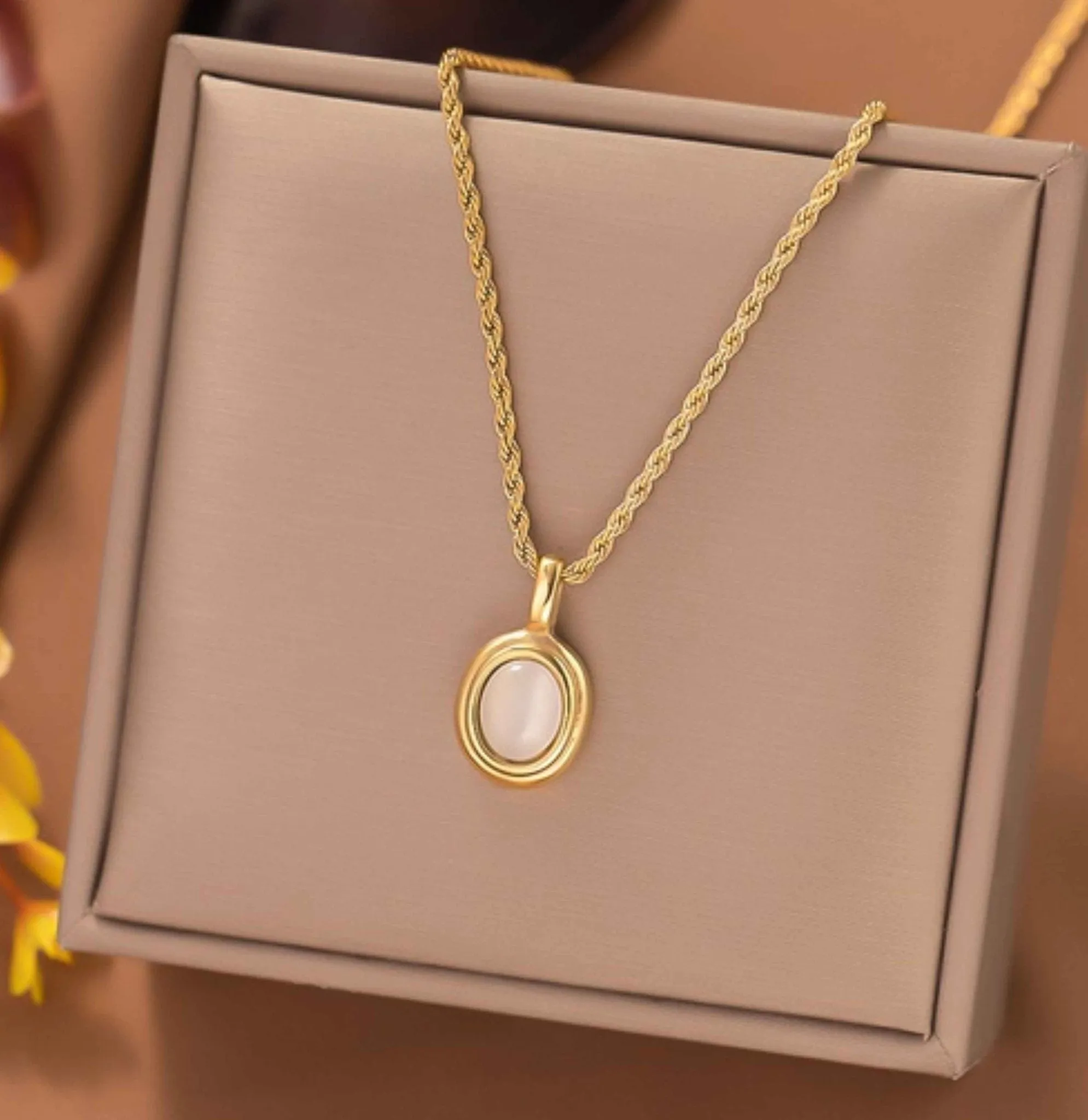 Dainty oval pendant for women