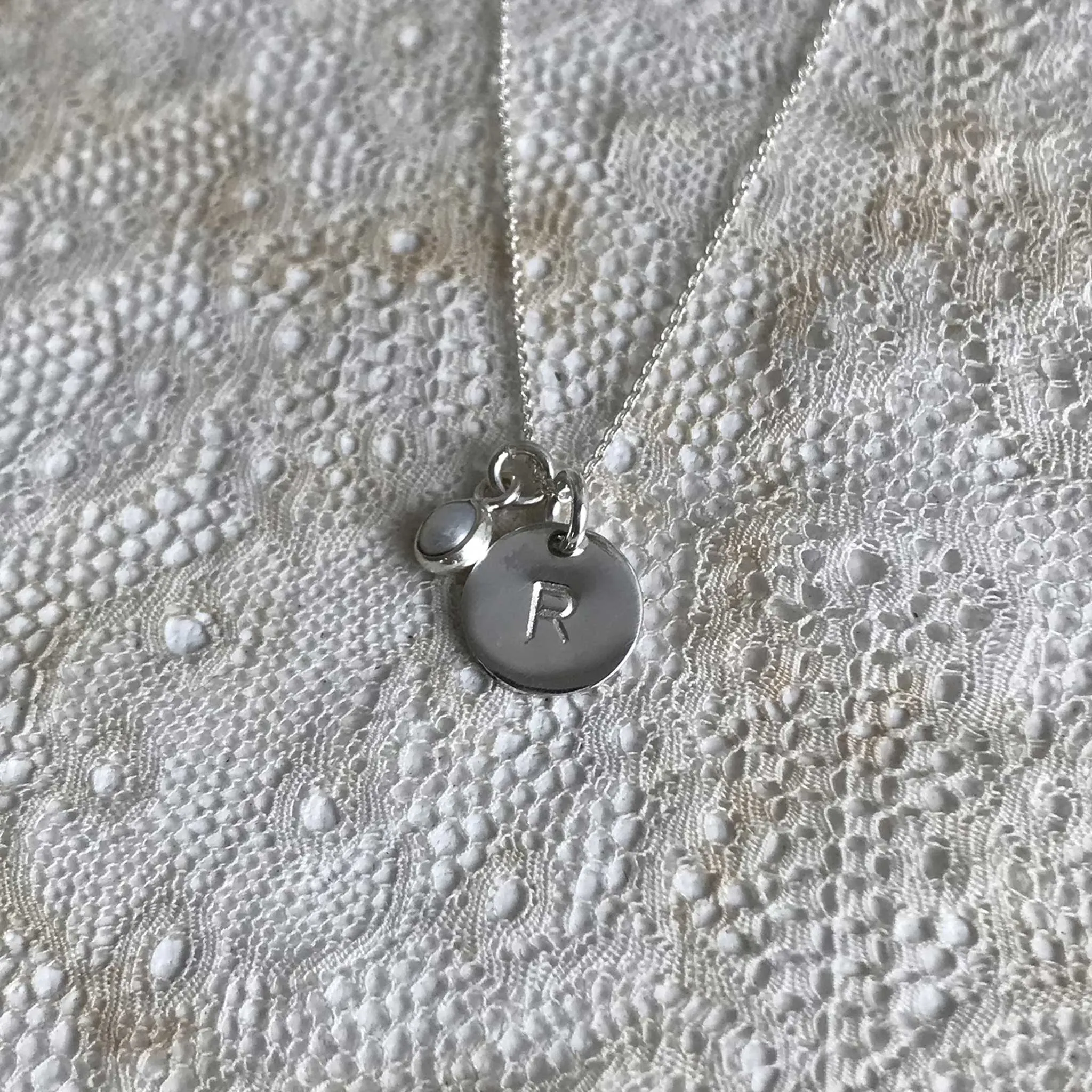 'initial‘ & pearl necklace | 925 silver