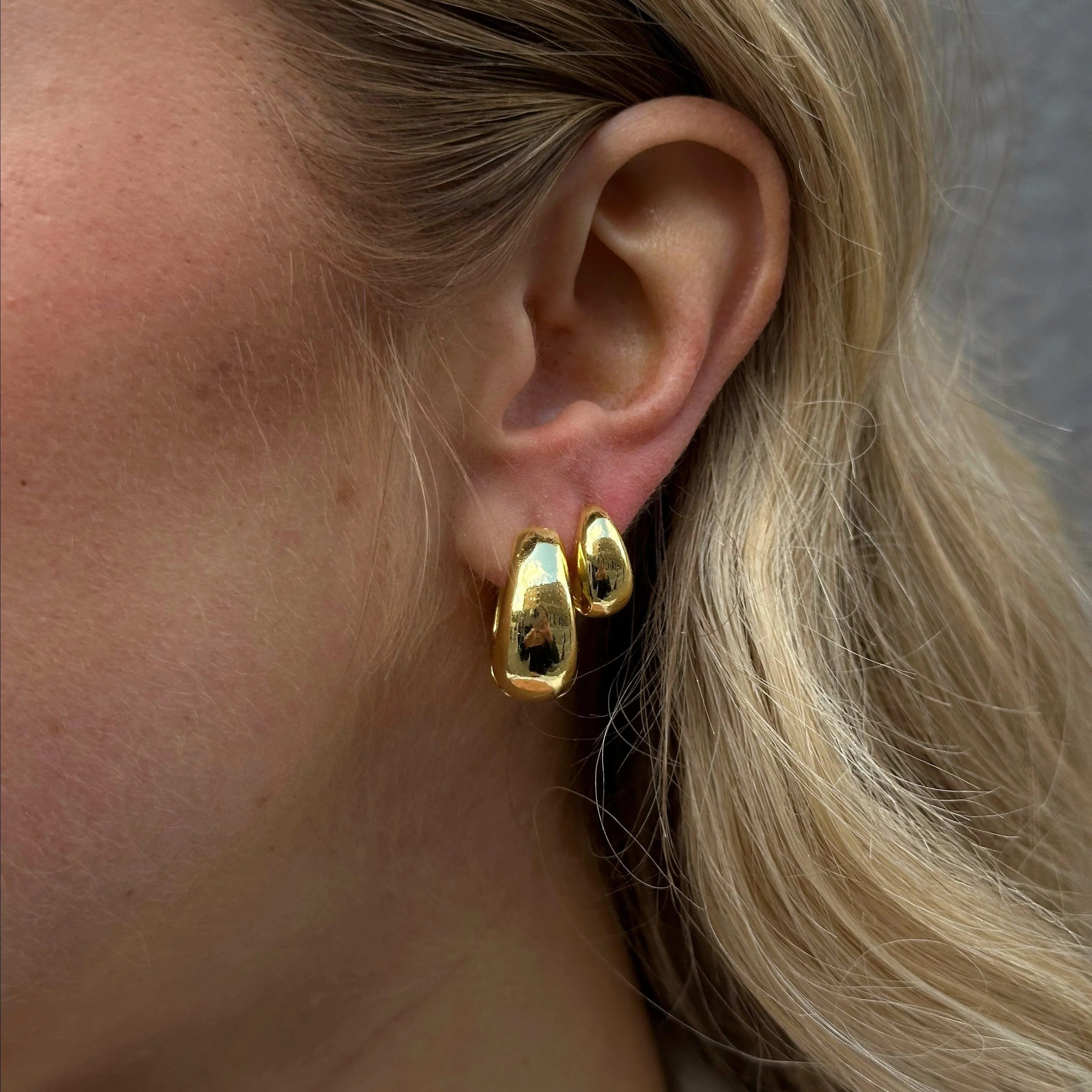 MINI DROP EARRINGS Gold