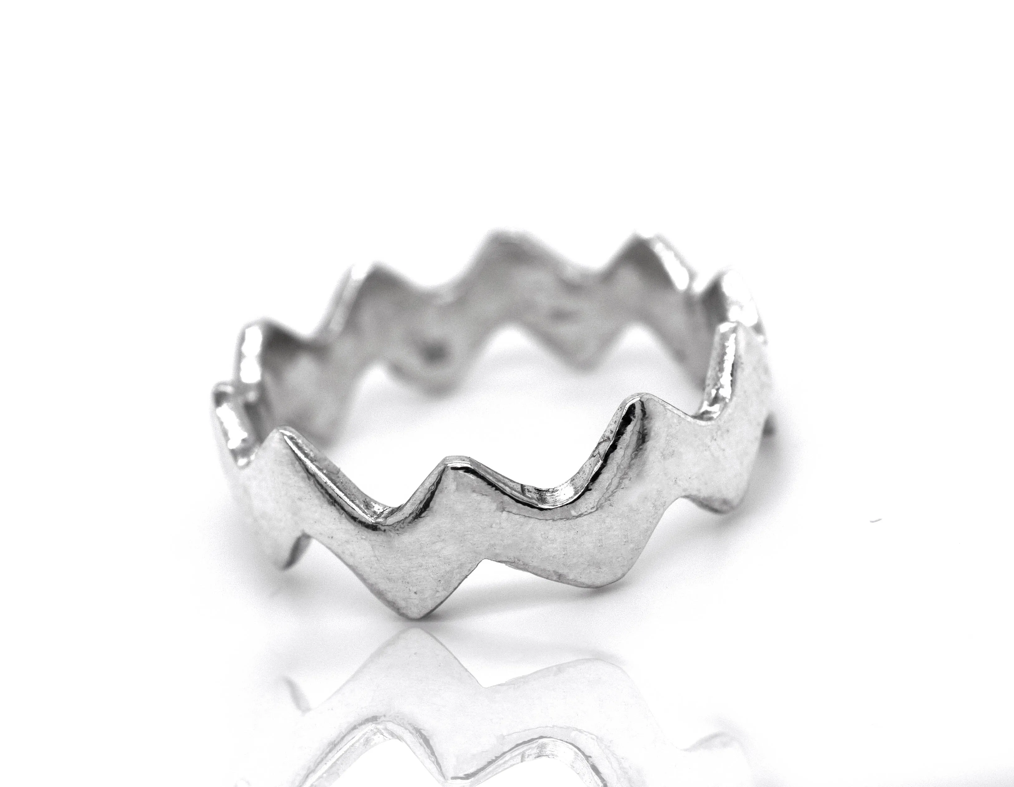 Modern Zig-Zag Ring