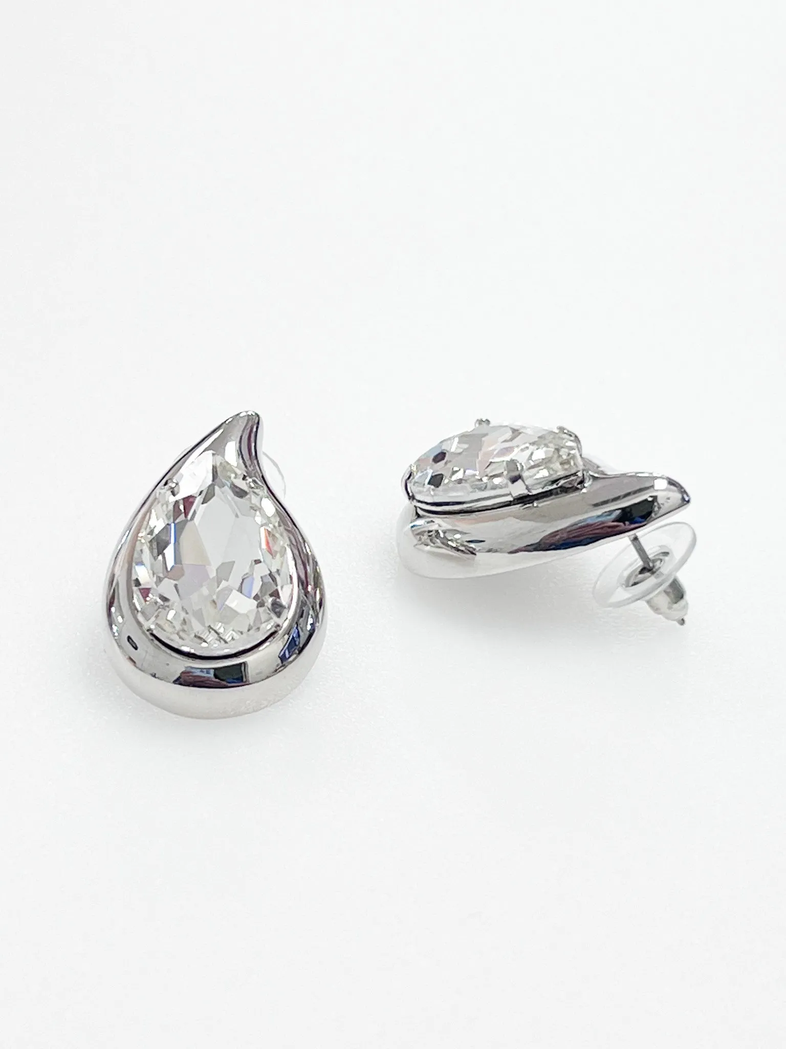 Piper - Clear Teardrop Chunky Stud Earrings (Silver)