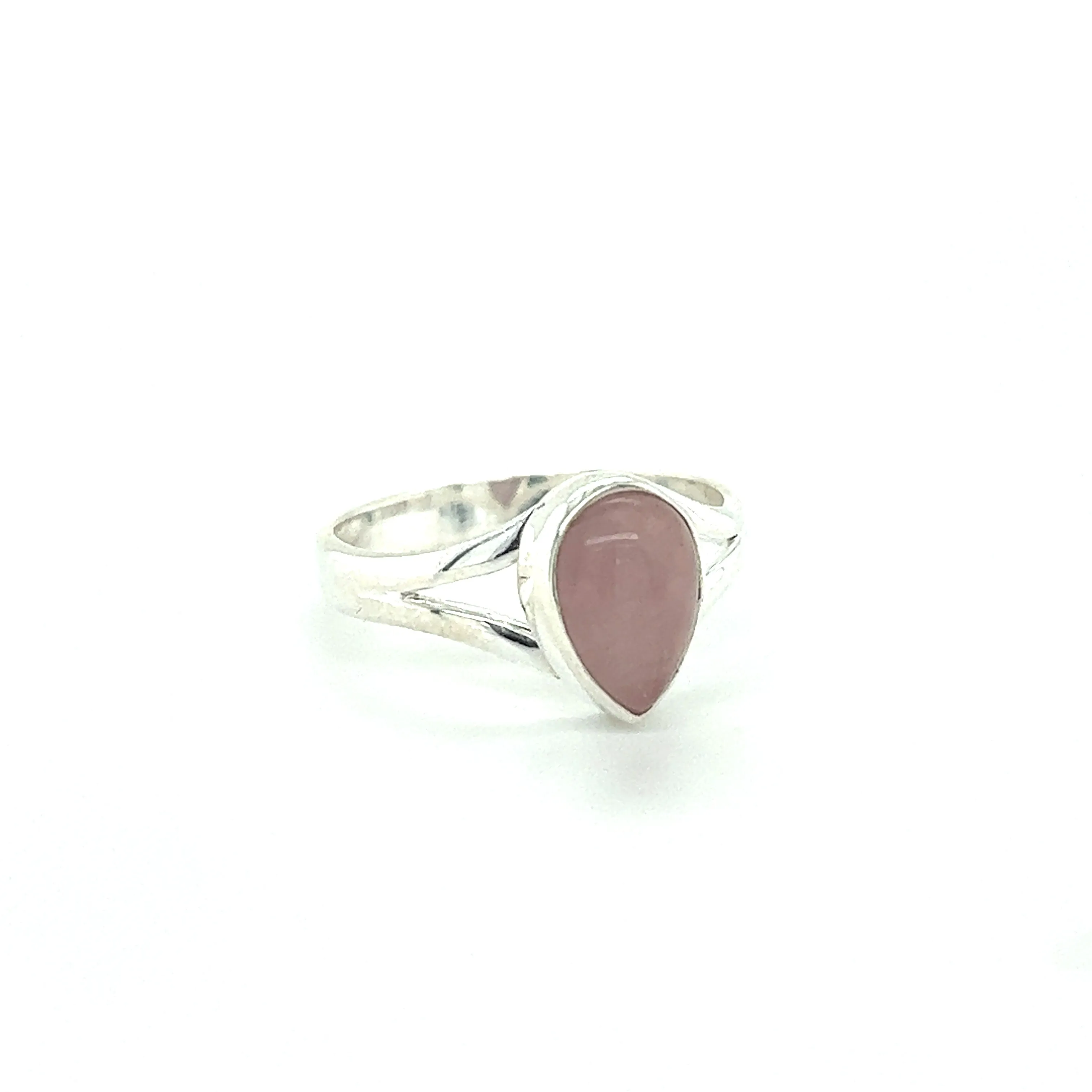 Simple Teardrop Shape Gemstone