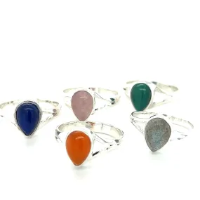 Simple Teardrop Shape Gemstone